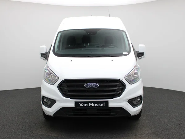Ford Transit Custom (2022) — foto 23 van 38