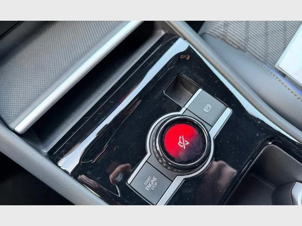 Volkswagen Tiguan (2024) — foto 11 van 25