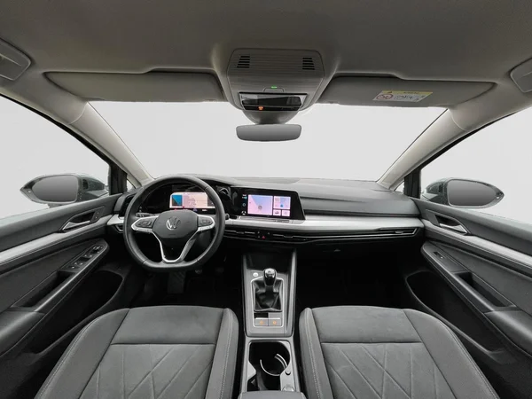 VOLKSWAGEN Golf VIII SW (2024) — foto 16 van 22