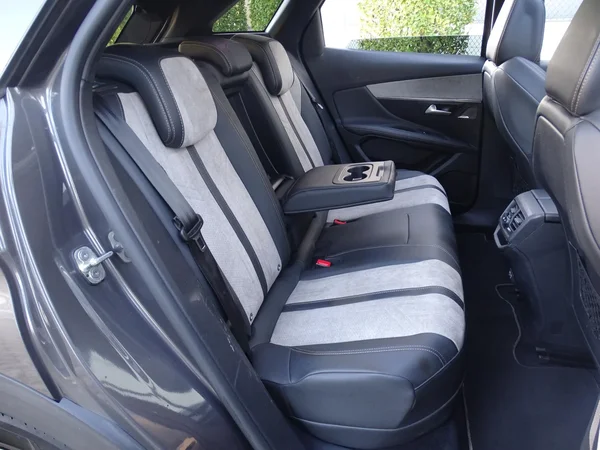 Peugeot 3008 (2021) — foto 7 van 30