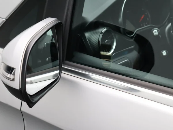 Mercedes-Benz V-Klasse (2022) — foto 33 van 34