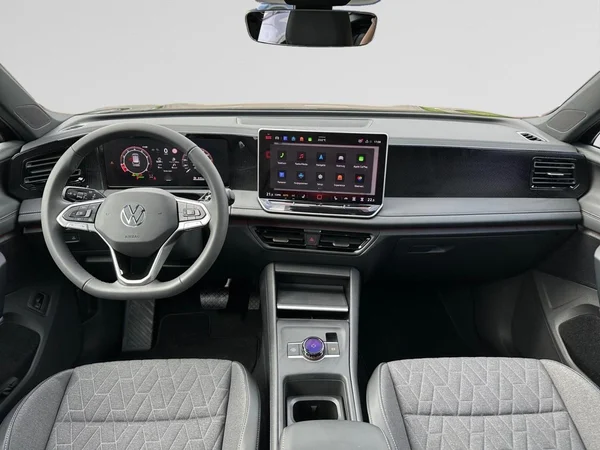 VOLKSWAGEN Tiguan (2026) — foto 14 van 16
