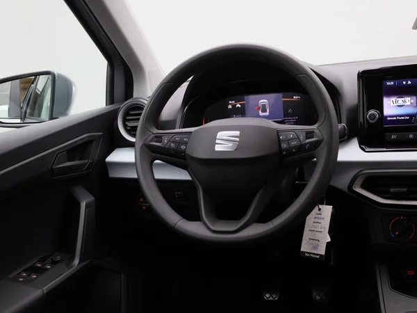 SEAT Arona (2023) — foto 33 van 33