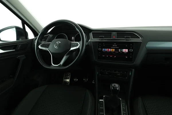 Volkswagen Tiguan (2021) — foto 4 van 16