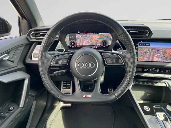 AUDI A3 Allstreet Dsl (2025) — foto 10 van 22