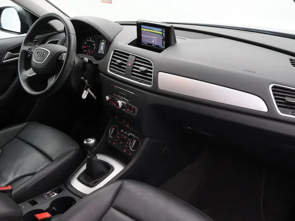 Audi Q3 (2018) — foto 23 van 29