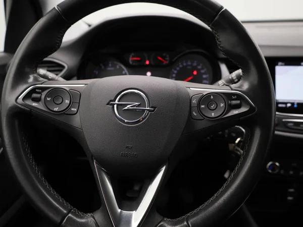 Opel Crossland (2021) — foto 38 van 40