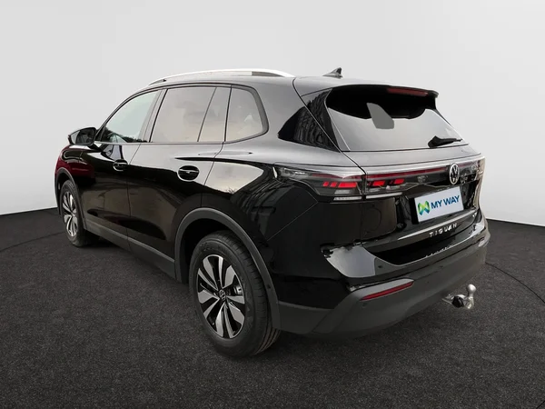 VOLKSWAGEN Tiguan (2025) — foto 18 van 24