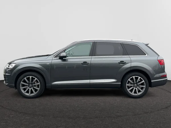 AUDI Q7 (2016) — foto 12 van 24