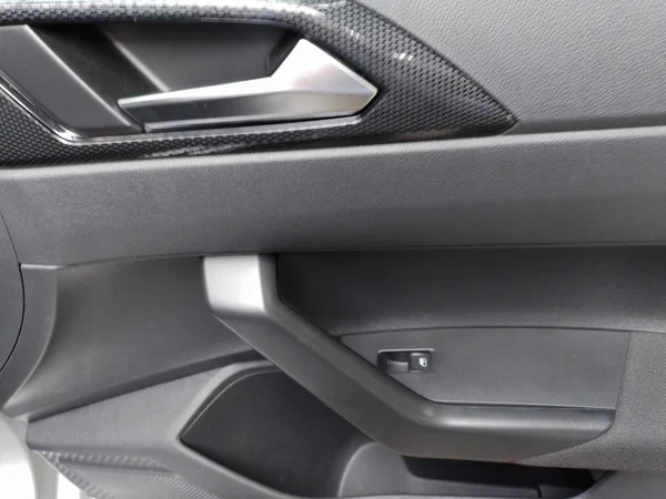 VOLKSWAGEN Polo (2024) — foto 9 van 22