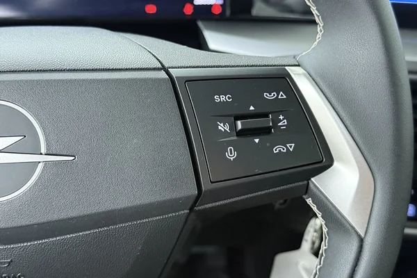 Opel Frontera (2025) — foto 6 van 17