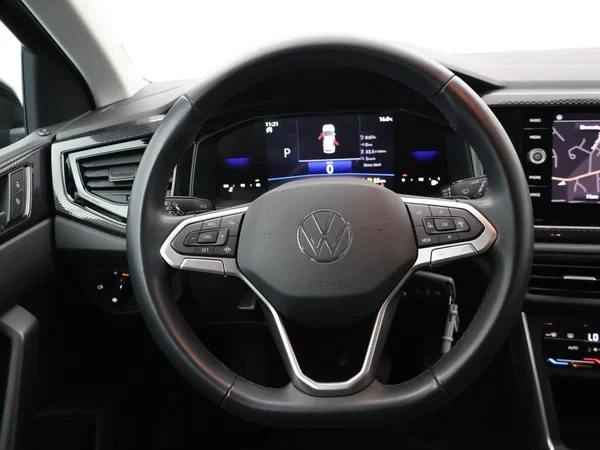 VOLKSWAGEN Polo (2024) — foto 18 van 29