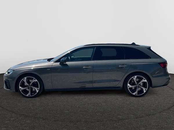 AUDI A4 Avant Dsl (2023) — foto 10 van 18