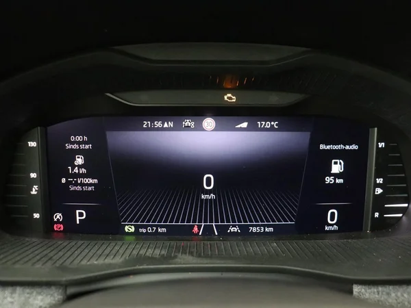 SKODA Scala (2025) — foto 3 van 18