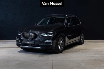 BMW X5 (2021)