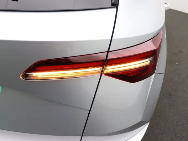 SKODA Karoq (2026) — foto 13 van 20