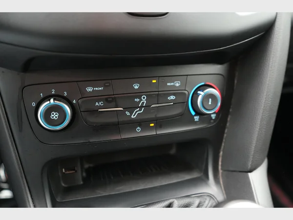 FORD Focus (2018) — foto 11 van 20
