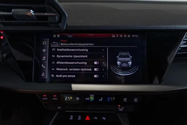 Audi A3 (2022) — foto 27 van 38