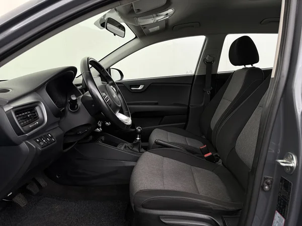 KIA Stonic (2022) — foto 2 van 23