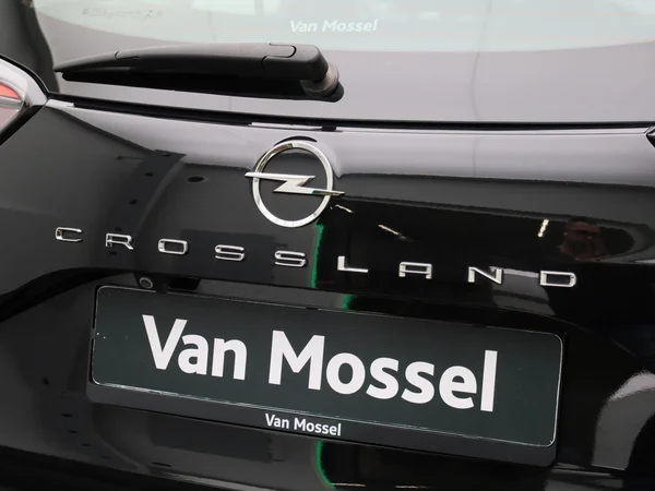 Opel Crossland (2021) — foto 27 van 35