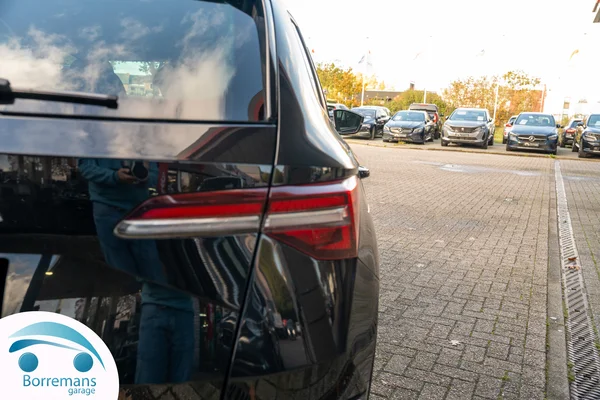 Skoda Karoq (2023) — foto 43 van 43