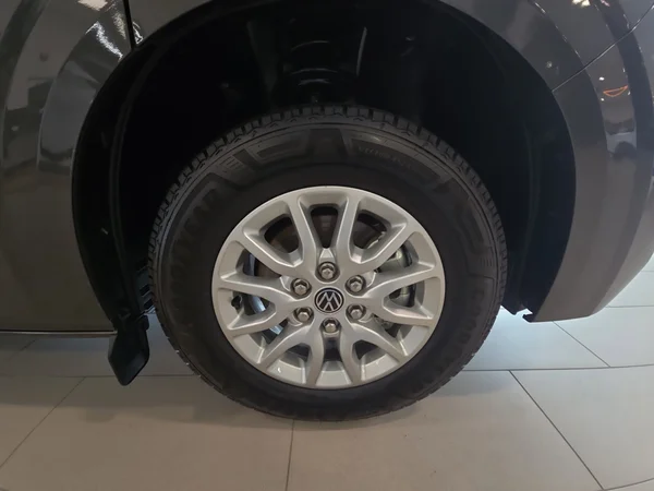VOLKSWAGEN E-Transporter T7 32 Caravelle Swb (2026) — foto 12 van 17