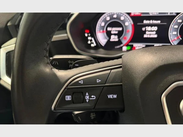 Audi Q3 (2019) — foto 13 van 28