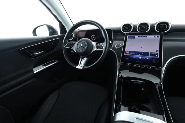 Mercedes-Benz GLC-Klasse (2024) — foto 4 van 16