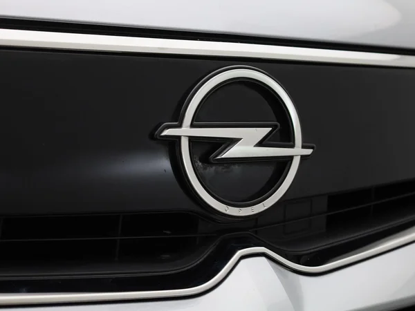 Opel Grandland (2023) — foto 31 van 40
