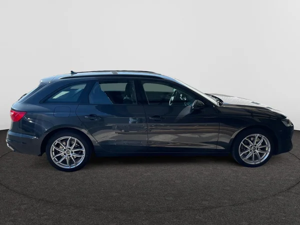 AUDI A4 Avant (2019) — foto 9 van 21