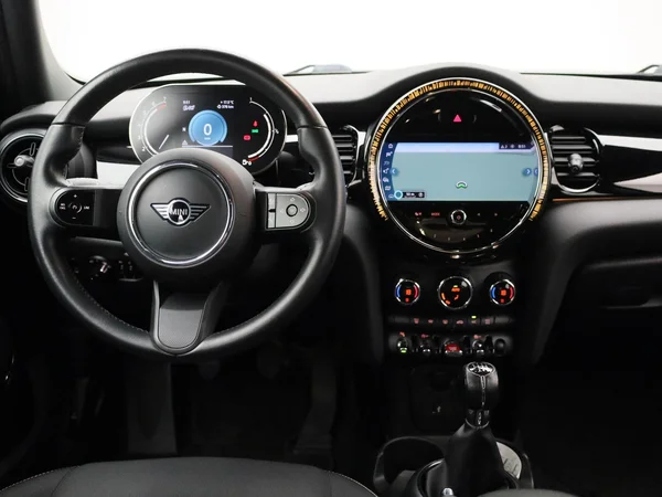 MINI One (2022) — foto 34 van 34