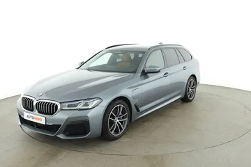 BMW 5-serie 526590ad-d862-477e-9475-694f3a791463