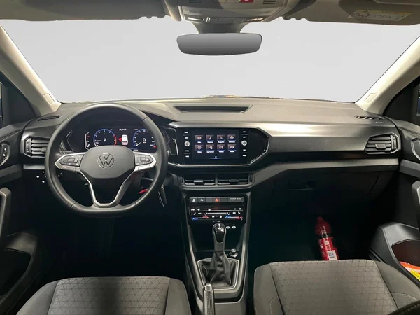 VOLKSWAGEN T-Cross (2023) — foto 16 van 17