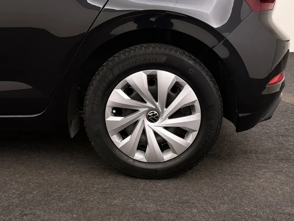 VOLKSWAGEN Polo (2022) — foto 7 van 27