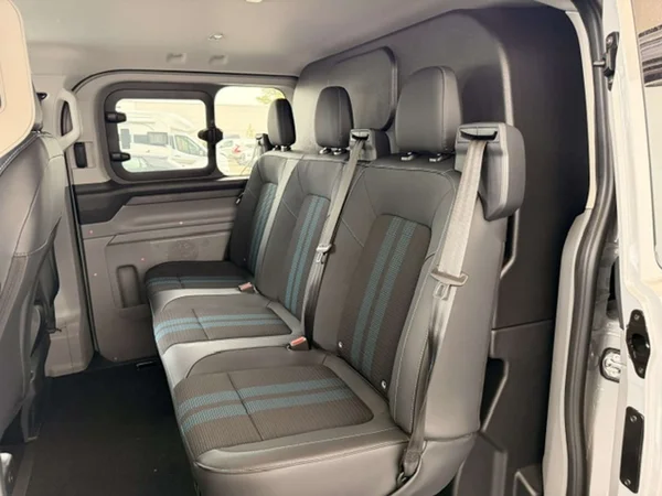 Ford Transit Custom — foto 22 van 23
