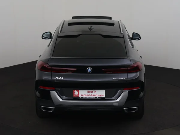 BMW X6 (2022) — foto 29 van 32