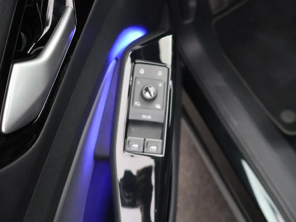 VOLKSWAGEN ID.4 (2024) — foto 14 van 29