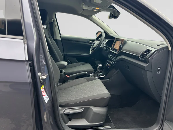 VOLKSWAGEN T-Cross (2024) — foto 8 van 16