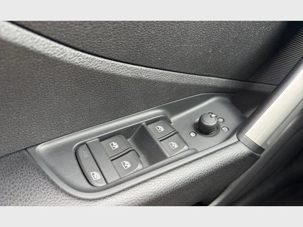 Audi Q2 (2023) — foto 8 van 26