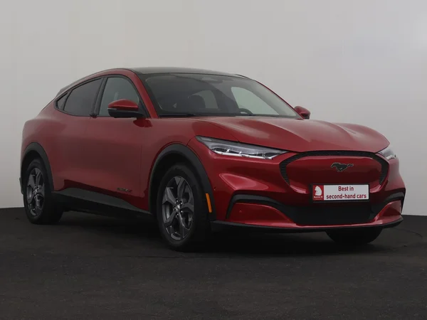 FORD Mustang Mach-E (2022) — foto 28 van 33
