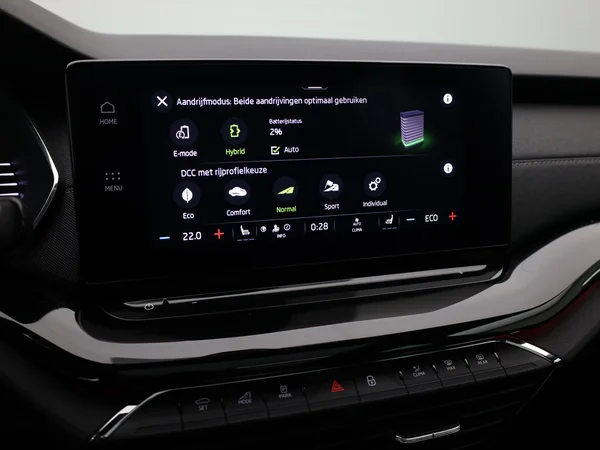 SKODA Octavia Combi (2024) — foto 19 van 22