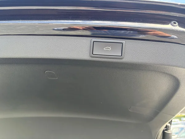 SKODA Octavia Combi (2024) — foto 7 van 22