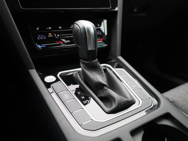 Volkswagen Passat (2024) — foto 13 van 42
