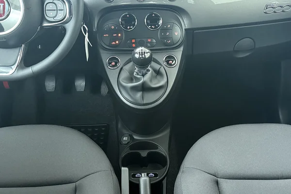 Fiat 500c (2023) — foto 4 van 16