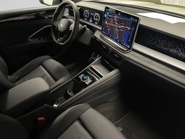 VOLKSWAGEN Tayron eHybrid (PHEV) (2025) — foto 9 van 15