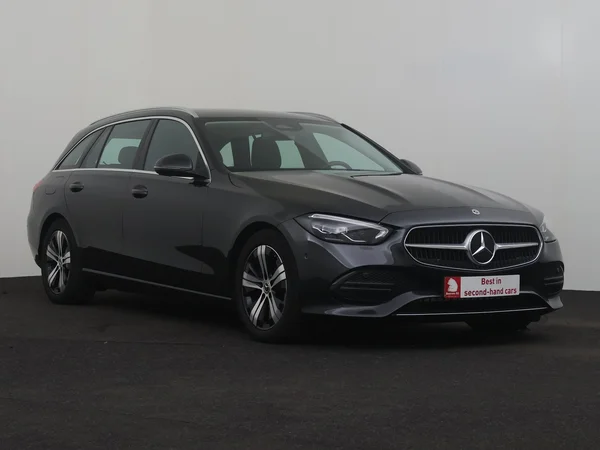 MERCEDES C 180 (2022) — foto 25 van 30