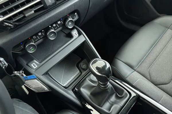 Citroen C4 (2024) — foto 3 van 30