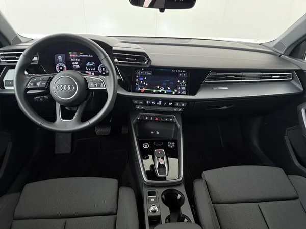 AUDI A3 Sportback (2025) — foto 13 van 18