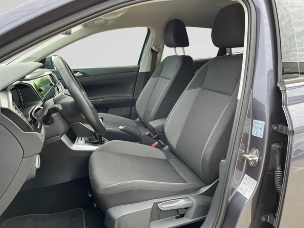 VOLKSWAGEN Taigo (2024) — foto 17 van 21