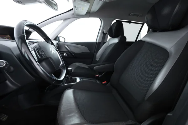 Citroen C4 (2017) — foto 16 van 16